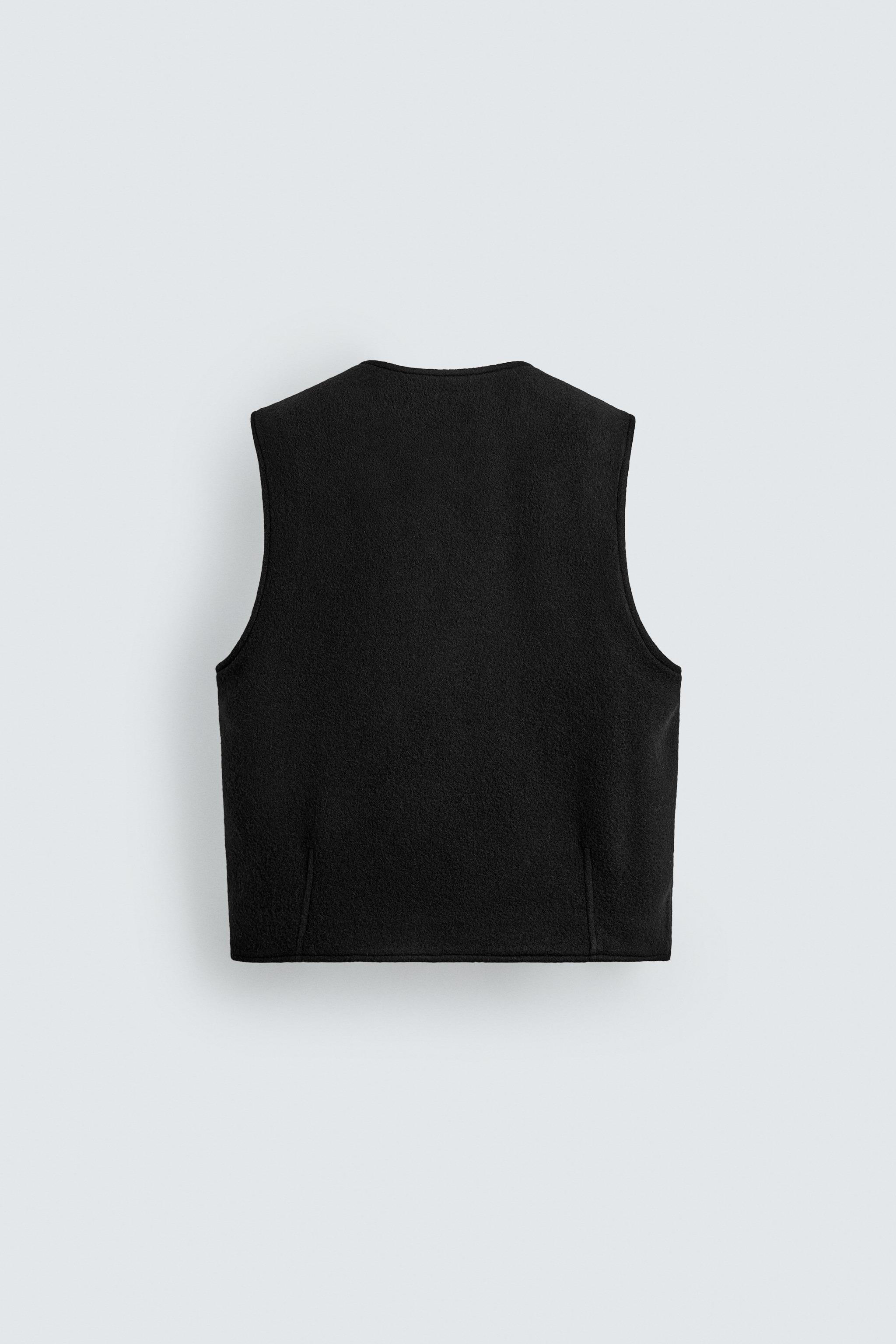 BOUCLÉ TEXTURE WOOL VEST